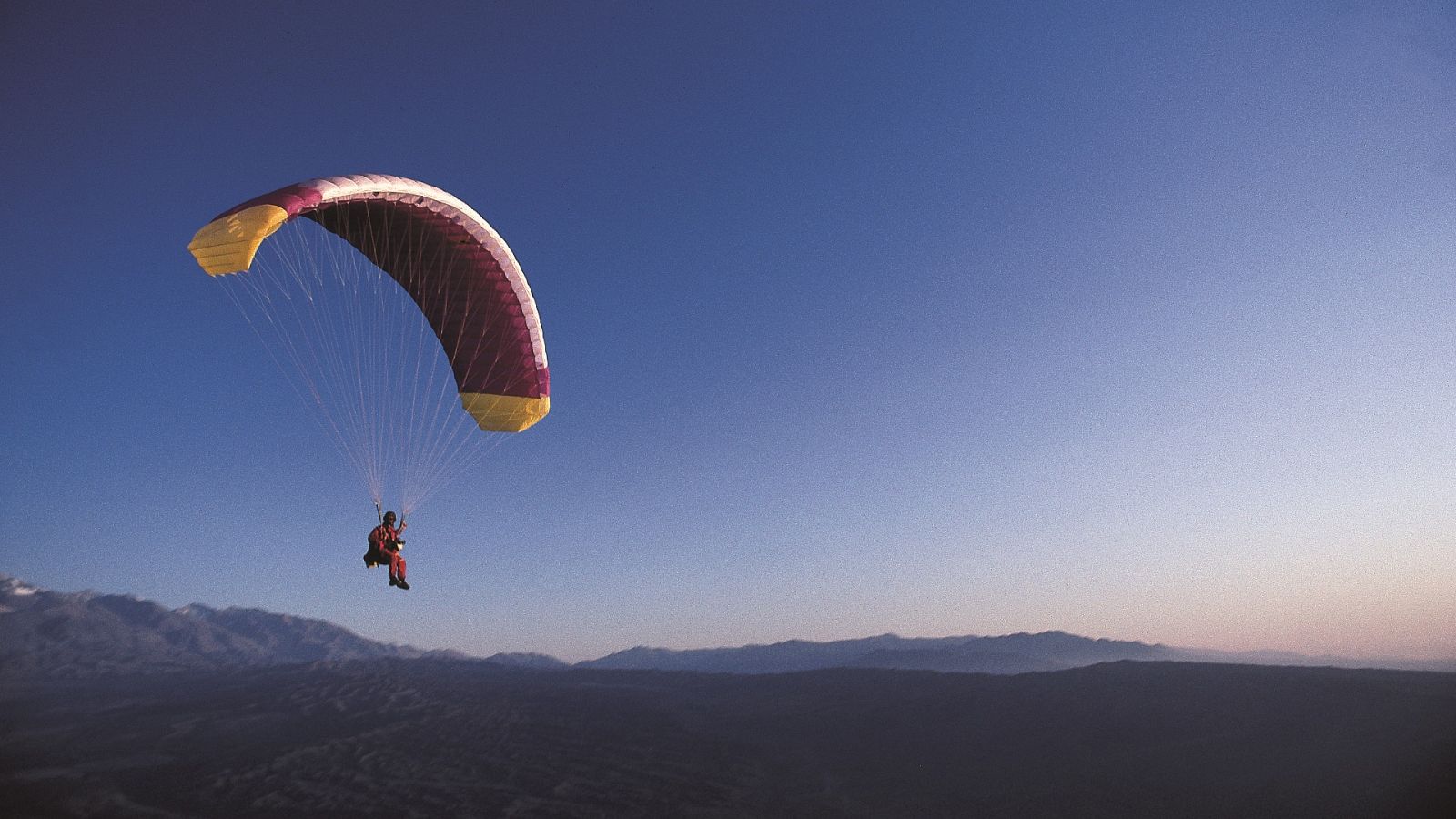 Conexión Vintage - Pasajeros Al filo de lo imposible  - ver ahora