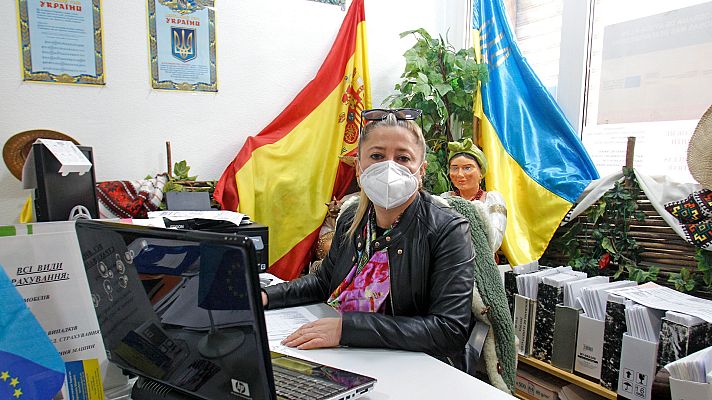 L'informatiu - Comunitat Valenciana - La convivencia (ejemplar) entre rusos y ucranianos en Torrevieja