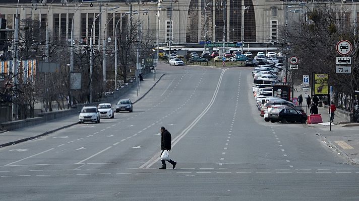 Informativo 24h - Kiev resiste en la cuarta noche de asedio ruso