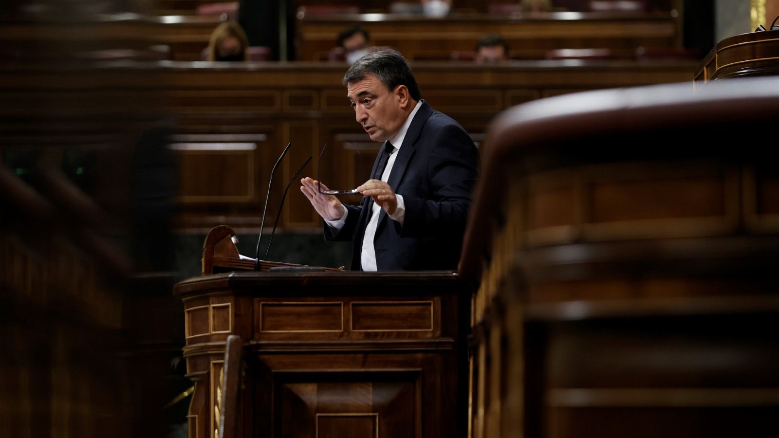 Esteban aplaude la "rectificación" de Sánchez: "Con chalecos antibalas no se repele semejante agresión"