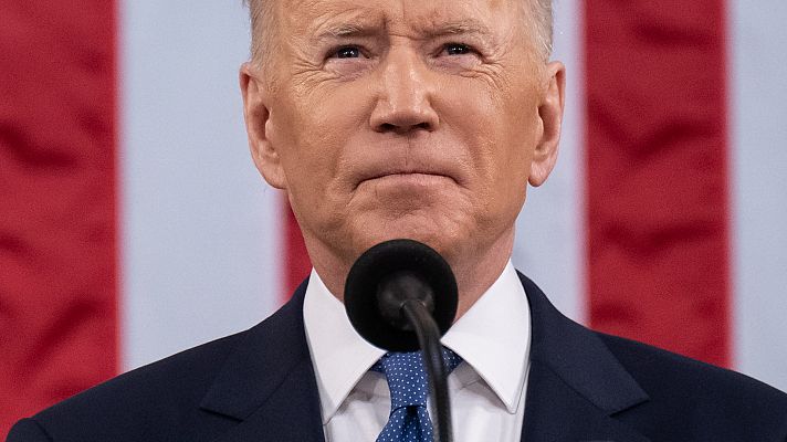 Telediario 1 - Biden asegura que a Putin "le va a salir muy cara la guerra"