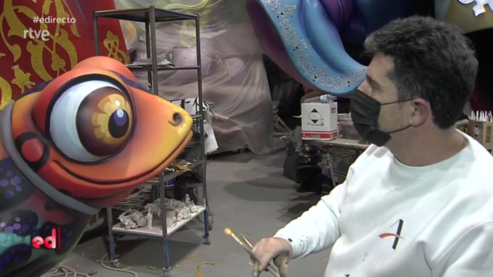 España Directo - Remate final en los talleres falleros