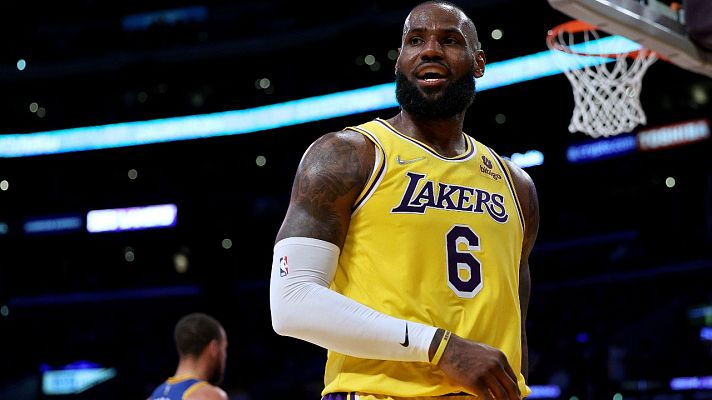 Telediario 1 - Un LeBron James histórico resucita a los Lakers con 56 puntos