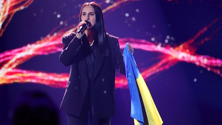 Telediario Fin de Semana - Jamala: de ganar Eurovisión a huir de la guerra en Ucrania