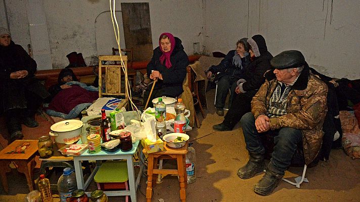 Telediario Fin de Semana - Sin alimentos y con hospitales colapsados en la asediada ciudad de Mariúpol