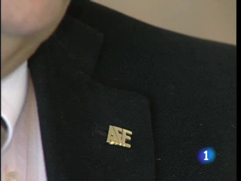 El presidente del sindicato de futbolistas AFE muestra el desacuerdo por el trato recibido por los futbolistas expedientados por el posible amaño de partidos.