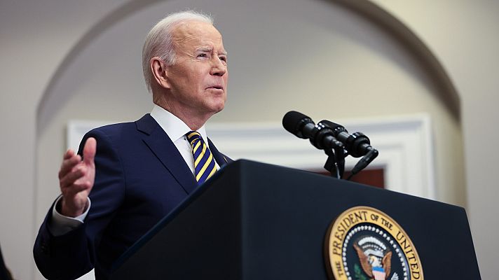 Telediario 2 - Estados Unidos prohíbe la importación de gas y petróleo ruso tras la invasión de Ucrania