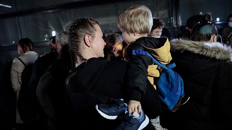 Las mujeres y sus cámaras ante la guerra | Ver