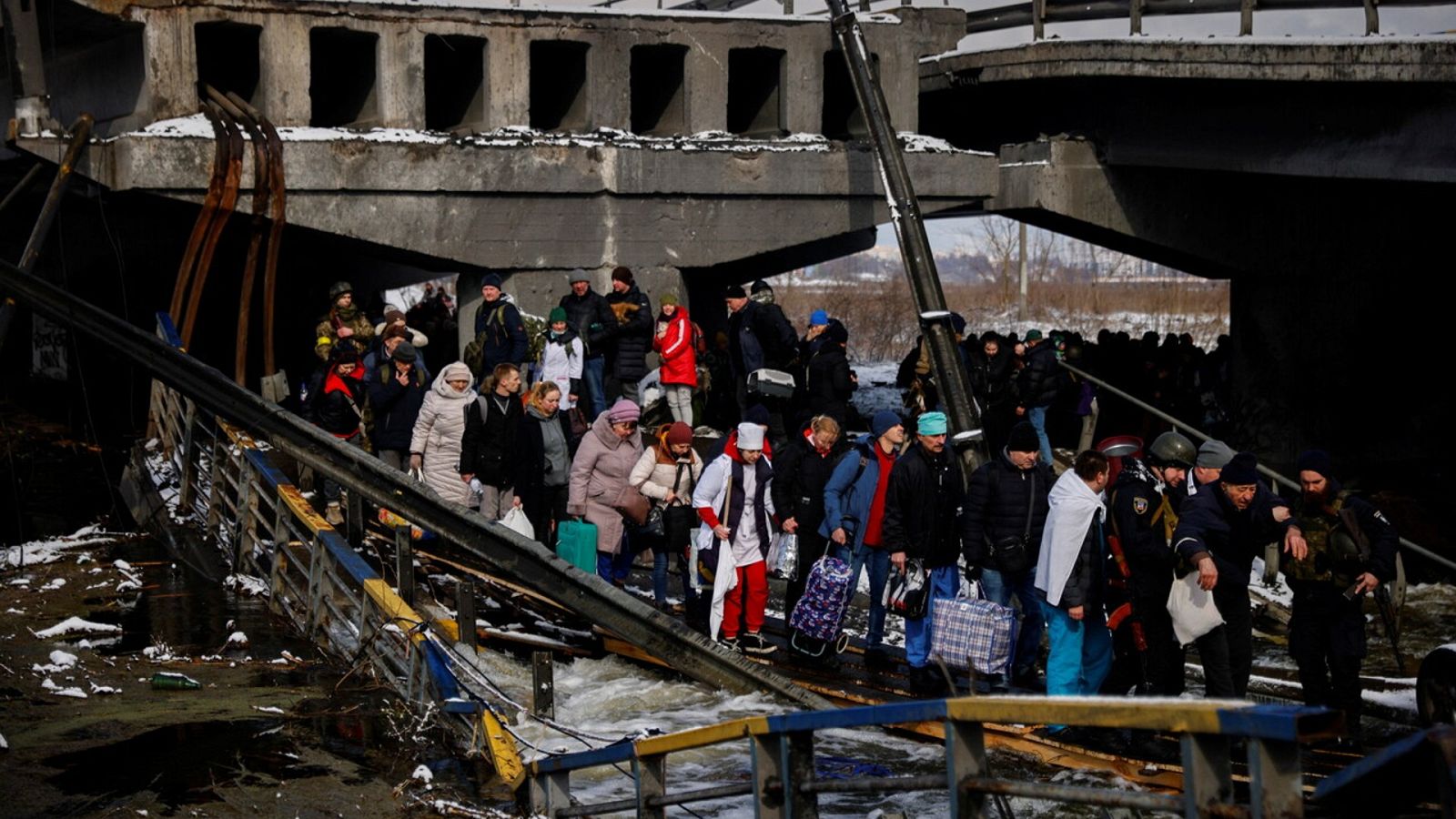 Rusia asegura que permitirá también hoy la apertura de corredores humanitarios - Ver ahora