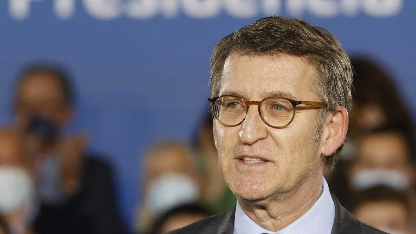 Feijóo presenta más de 55.000 avales para liderar el PP