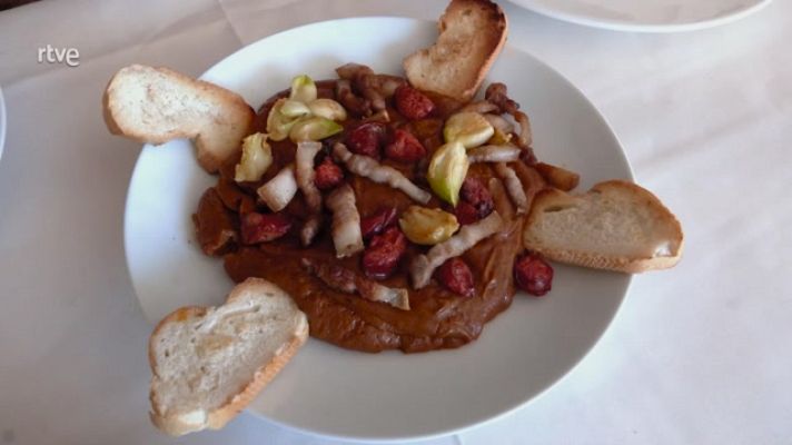 Aquí la Tierra - Gachas de rico, ricas y pintonas