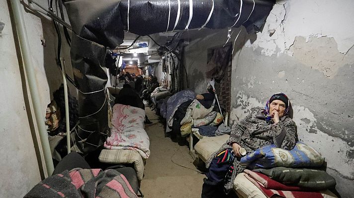 Telediario Fin de Semana - La vida en un búnker para escapar de las bombas