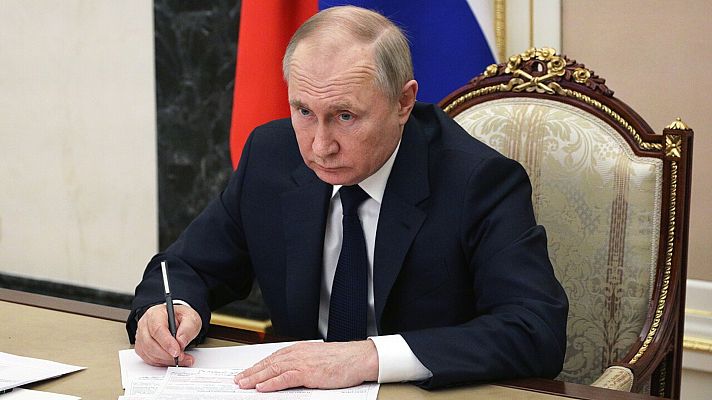 Telediario Fin de Semana - Putin y algunos colaboradores toman las decisiones en Rusia