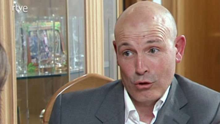 Escuela de padres en apuros - Pequeños e inquietos