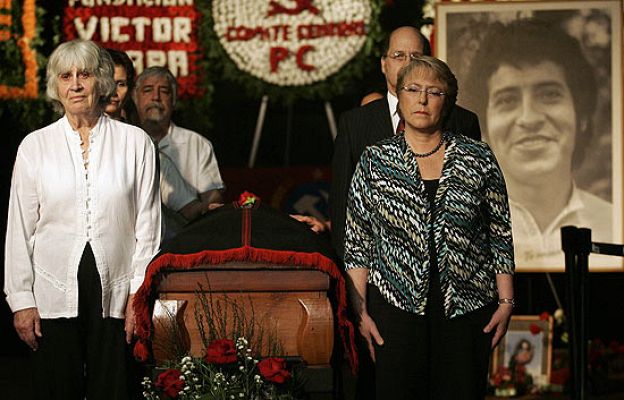  - Despediden en Chile a Víctor Jara