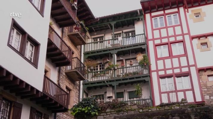 Aquí la Tierra - Hondarribia y sus casas de colorido marinero