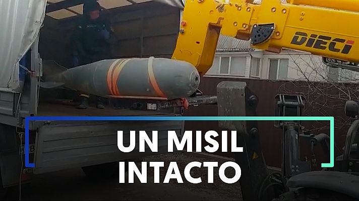 Modo Digital - Retiran un misil ruso sin explotar de una casa en Chernigov