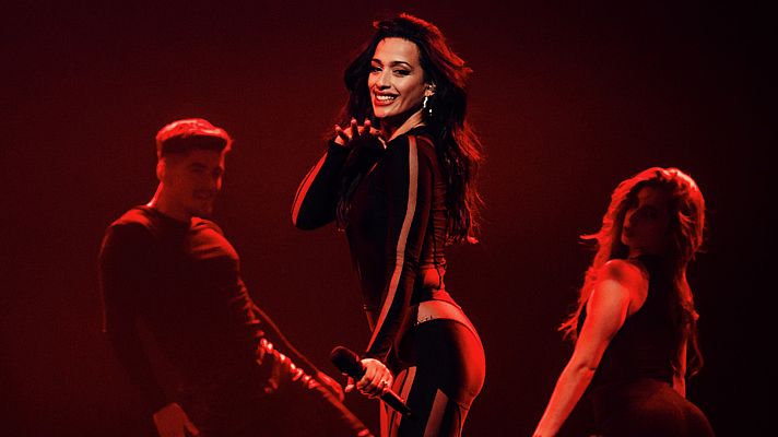 Telediario 1 - Chanel estrena el videoclip de 'SloMo' con coreografía de Kyle Hanagami