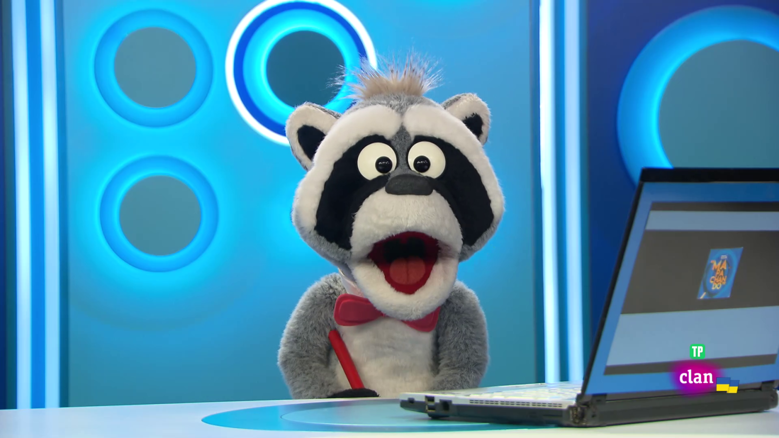 'Está mapachando' - Perros, perros y más perros - Aprendemos en Clan | Ver