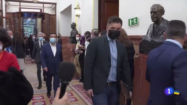 L'Informatiu - Rufián intenta rebaixar el to de la polèmica amb Puigdemont