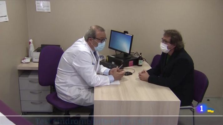 L'Informatiu - La Vall d'Hebron estudia el primer test no invasiu de l'intestí irritable