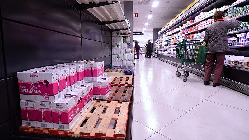 Sin desbastecimiento pero con falta de productos en supermercados | Ver