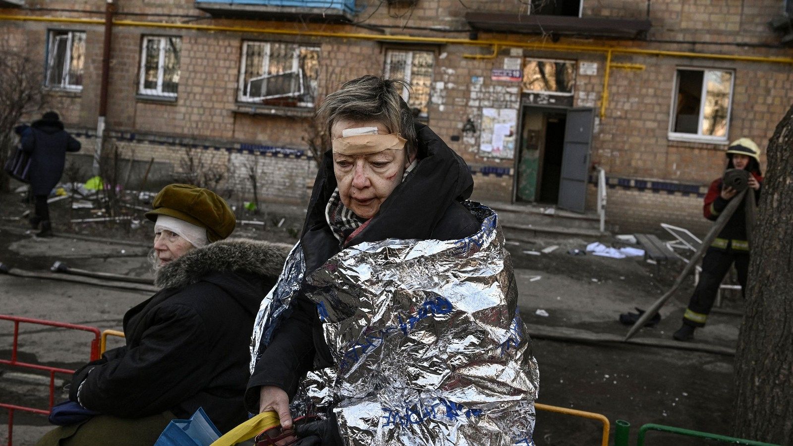 Nuevos ataques en Kiev: las bombas rusas caen sobre una zona residencial