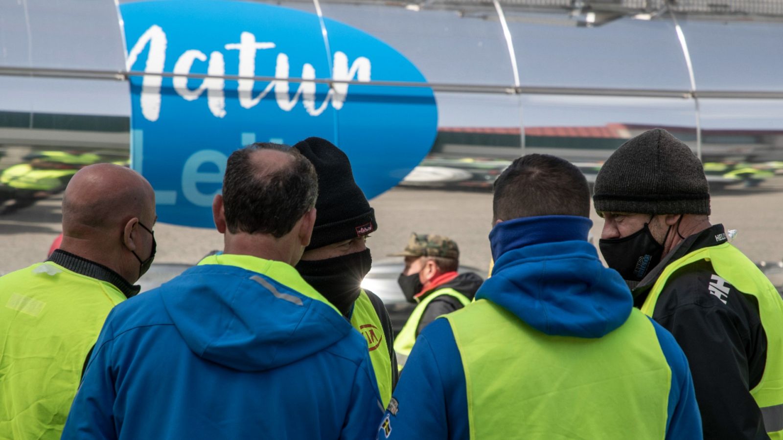Se normaliza la recogida de leche en granjas | Ver
