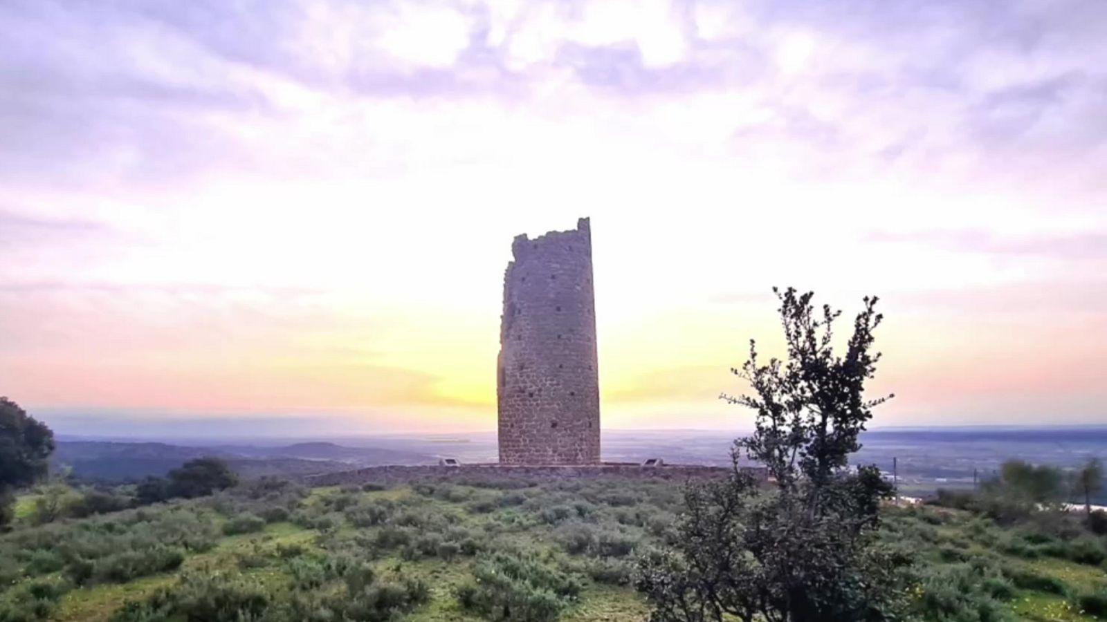 Precipitaciones localmente fuertes y/o persistentes en el sur de Valencia y norte de Alicante - ver ahora