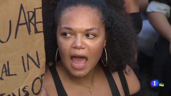 L'Informatiu - El 25% dels delictes d'odi són motivats pel racisme