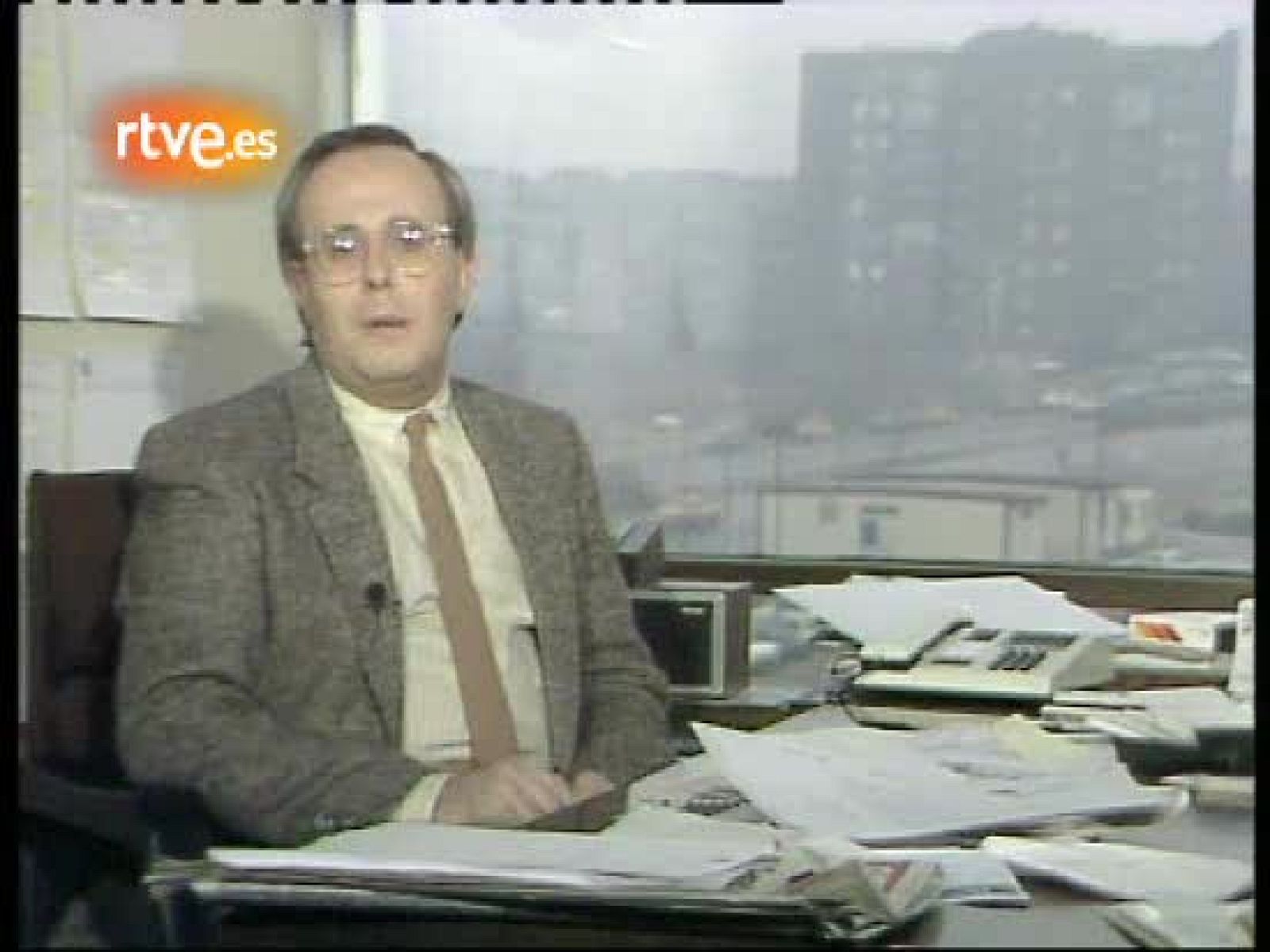 Bola de cristal - Ramón Colom: Para jugar no hacen falta juguetes - La bola de cristal | Ver