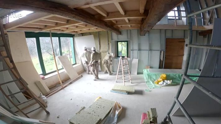 Aquí hay trabajo - Se buscan trabajadores de la construcción