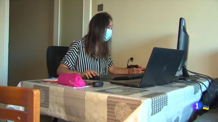 L'Informatiu - Fi de l'aïllament per covid: s'acaba per als casos lleus i asimptomàtics