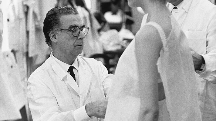 Telediario 1 - 50 años sin el diseñador Balenciaga: el innovador de la alta costura
