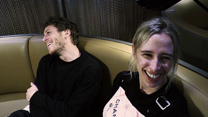 Playztrends - Así es 'Libélulas' según Olivia Baglivi y Luc Knowles