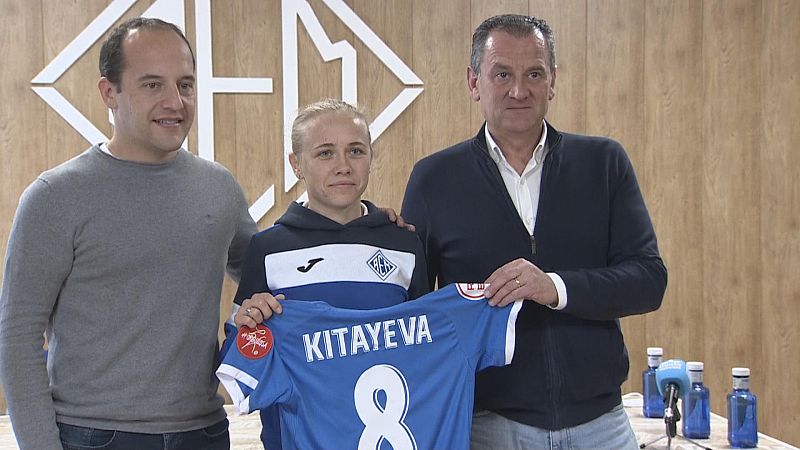 Lluís Cortés ayuda a las futbolistas ucranianas:  "La situación en el país no se resolverá de un día para otro" -- Ver ahora