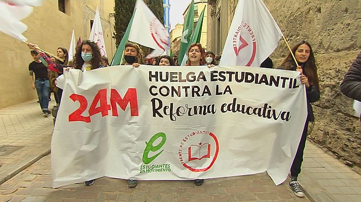 Noticias Andalucía - Huelga contra la reforma educativa