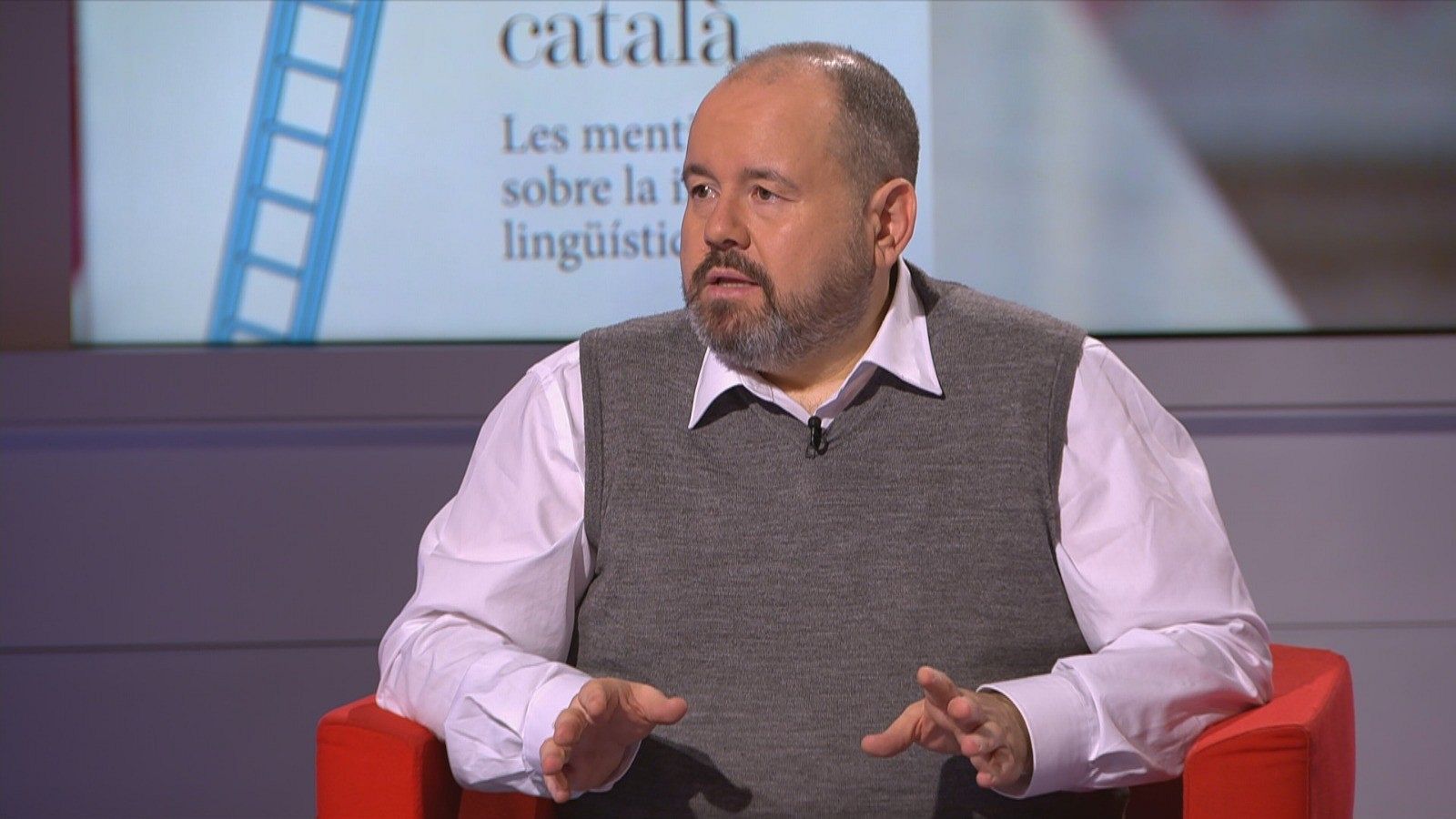 Aquí parlem - Entrevista a Joan Mena