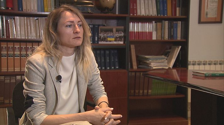Europa - La abogada Liliya Mikolayiv explica la situación de los refugiados ucranianos en España