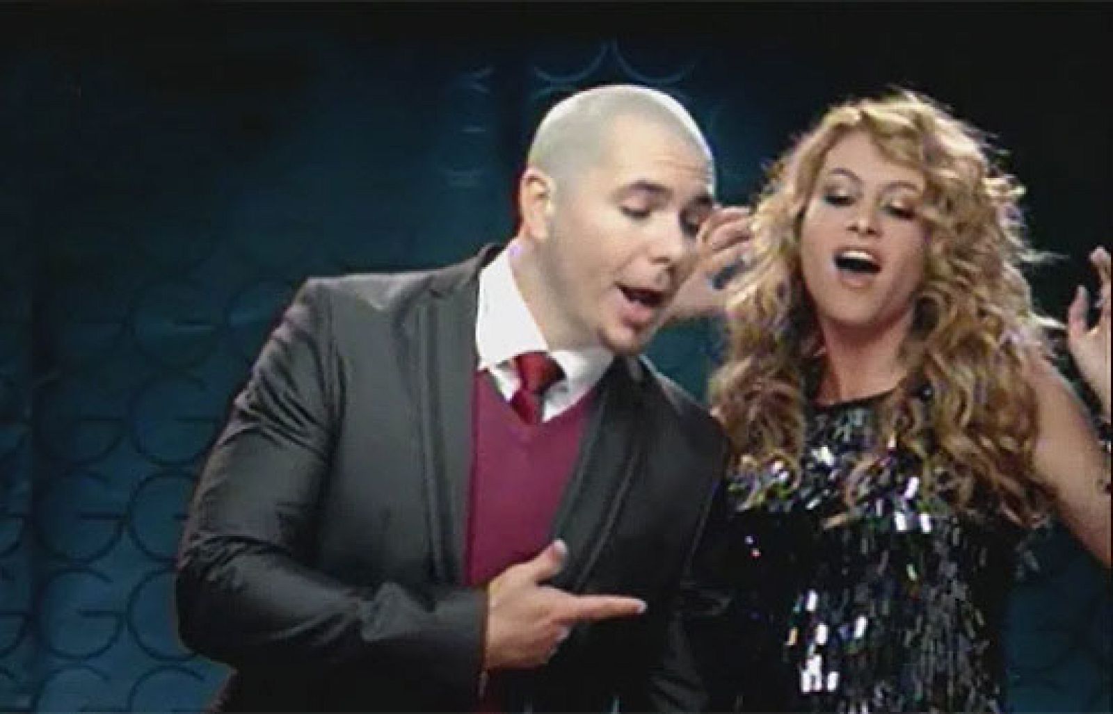 Videoclip de Paulina Rubio 'Ni rosas ni juguetes' | Ver