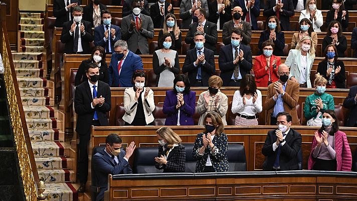 Telediario 1 - El Gobierno pide "unidad" para afrontar la crisis de Ucrania