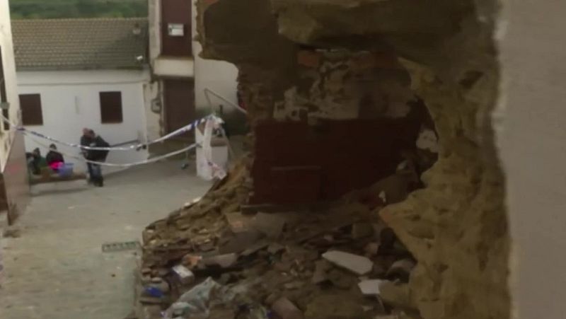 Setenil de las Bodegas recoge destrozos tras tromba de agua | Ver