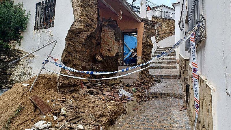 La localidad gaditana de Setenil de las Bodegas "completamente arrasado tras las lluvias"