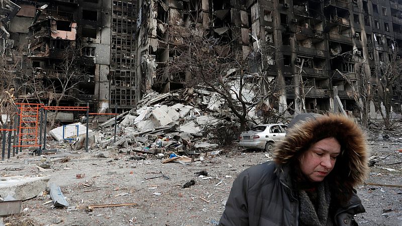 Moscú anuncia un alto el fuego en Mariúpol y Ucrania envía autobuses para evacuar a los civiles