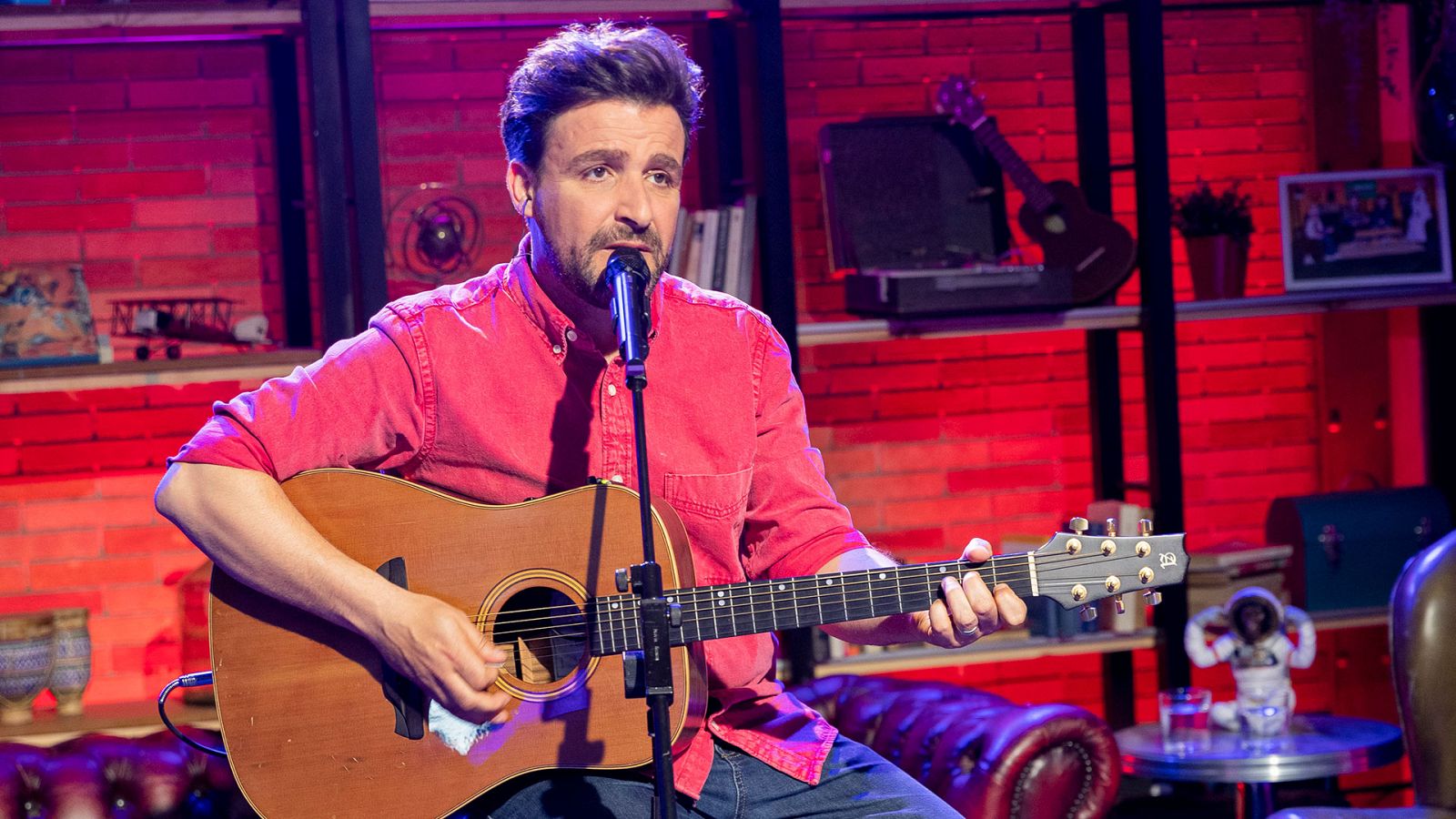 Stage Calling - Programa 2: Funambulista canta "Superpoderes"