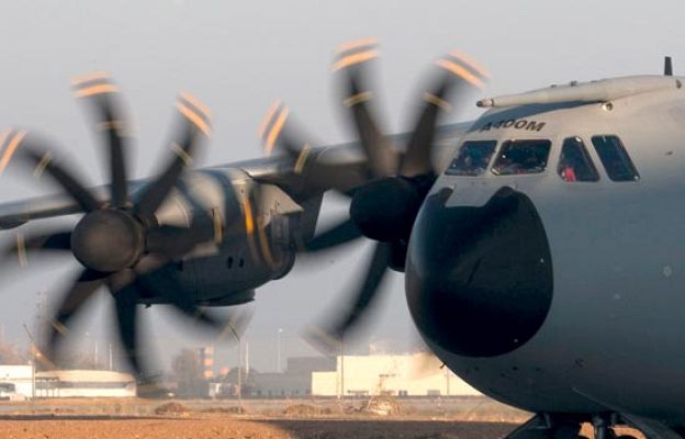  - Primer vuelo del A400M