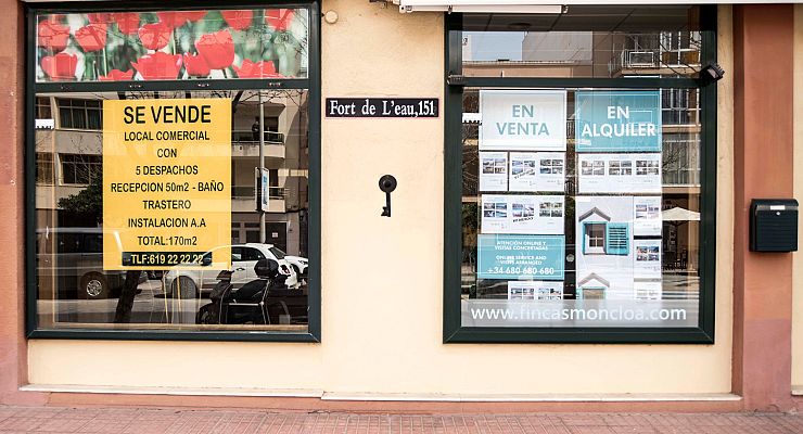 Telediario 1 - La subida del euríbor encarece las hipotecas