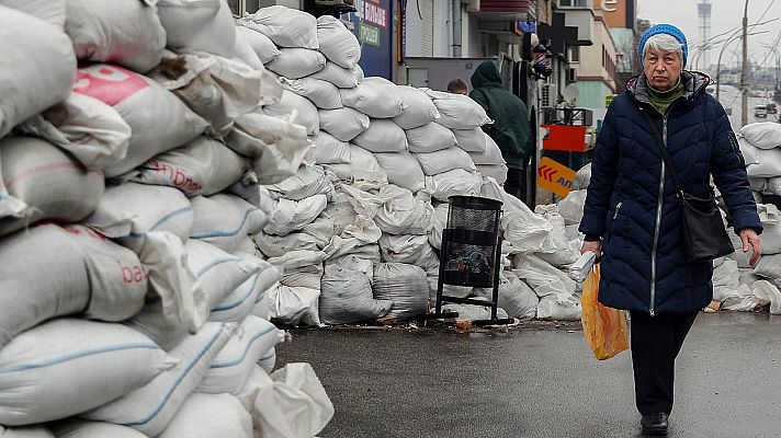 Telediario 1 - La cultura amenazada por la guerra: 47.000 libros se esconden en un búnker de Kiev