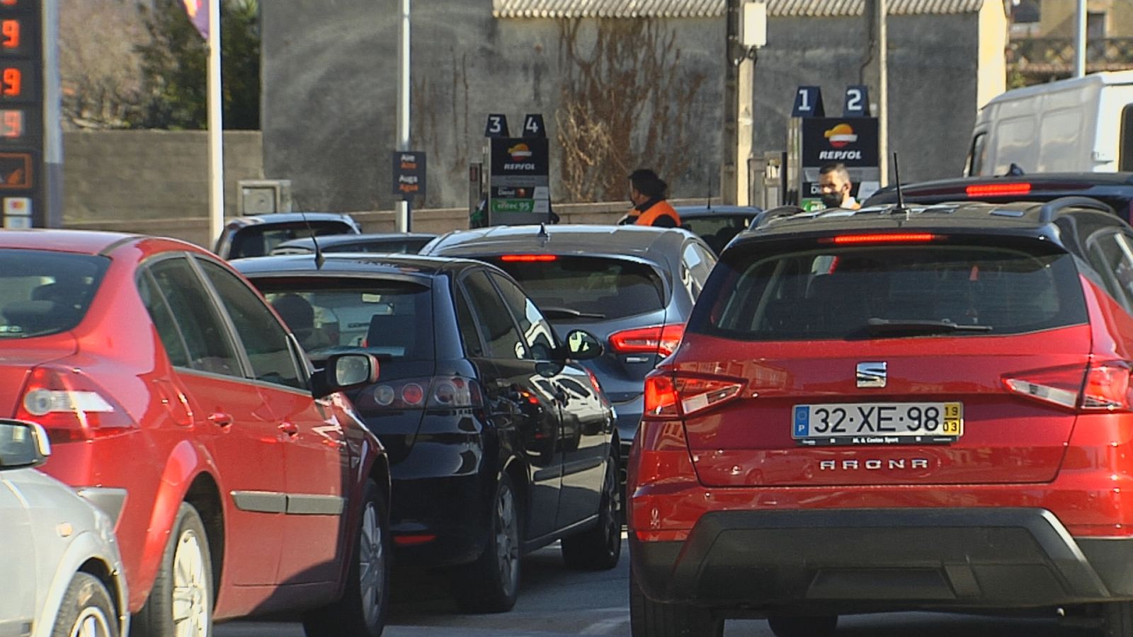 Combustibles na fronteira - Telexornal - Galicia | Ver