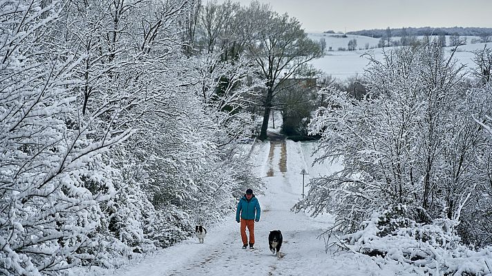 Telediario Fin de Semana - Abril comienza con nevadas